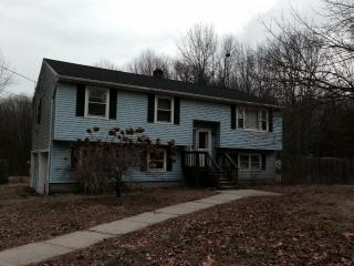 53 Kramer Rd, Colchester, CT 06415-2012