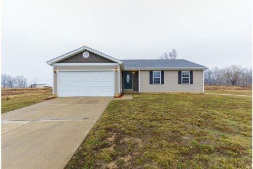 210 Village Circle Dr, Winfield, MO 63389-2051