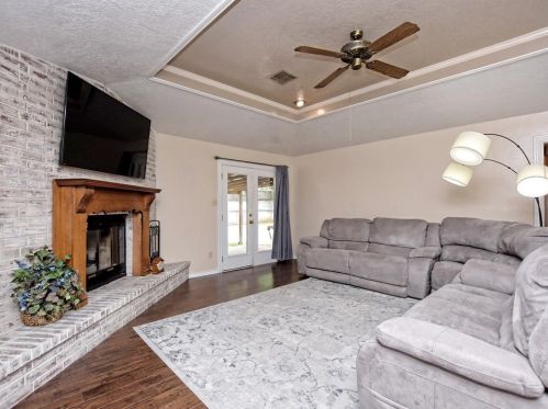 405 Rockmoor Dr, Georgetown, TX 78628-8715