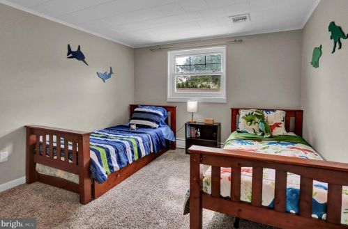 948 Walnut St, Hanover PA 17331-1523 exterior