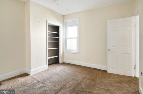 1142 22nd St, Philadelphia PA 19146-4209 exterior