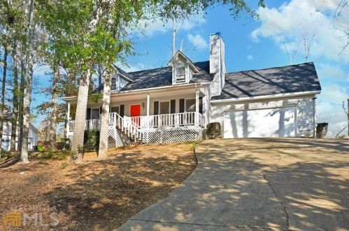 36 Pine Grove Cir, Newnan, GA 30263-2896