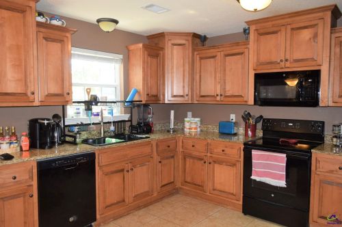 118 Cheshire Dr, Warner Robins GA  31088-1125 exterior