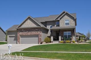 5116 Francesco Ln, Bloomington, IL 61705-7107