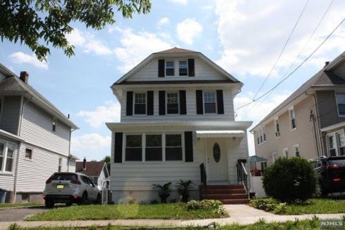 128 Beechwood Ave, Bogota, NJ 07603-1631