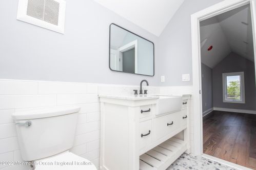 22 High St, Tinton Falls NJ  07724-3451 exterior