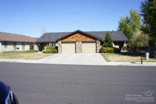 3043 Umatilla Ave, Eagle Crest, OR 97756-7030