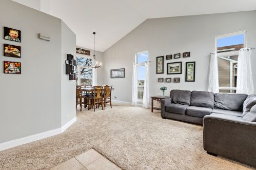 419 Big Cloud Pass, Barrington Hills, IL 60156