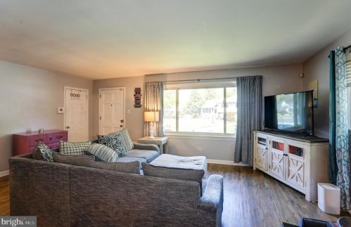 1204 Chesterfield Rd, Haddonfield NJ  08033-3615 exterior