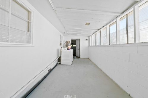 5965 Mountain View Ave, Riverside CA  92504-1572 exterior