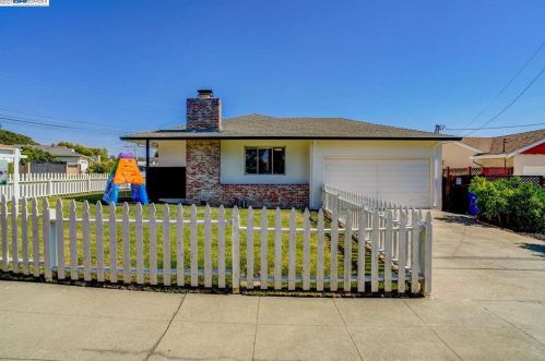 21889 Vernetti Way, Hayward, CA 94546-6543