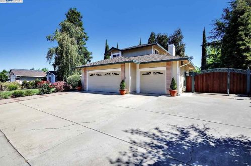 420 Jeannie Way, Livermore, CA 94550-7224