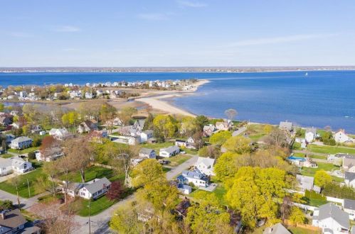 56 Lippitt Ave, Warwick, RI 02889-4708