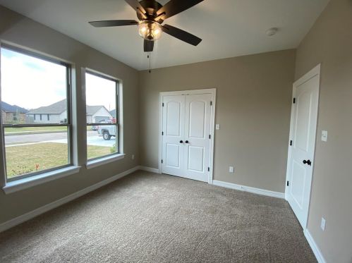 216 Shannon St, Angleton TX 77515-3088 exterior