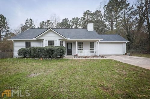 203 Lisa Ct, Hampton, GA 30228-1992