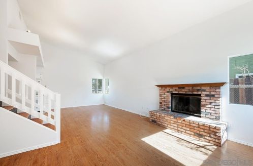 931 H St, Ramona, CA 92065-2340