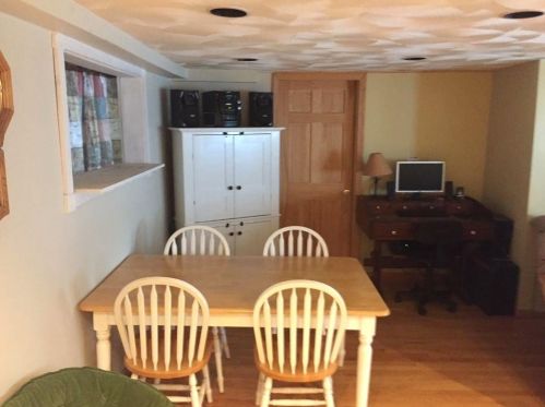 14 Beaver Lake Ave, Derry, NH 03038-4002