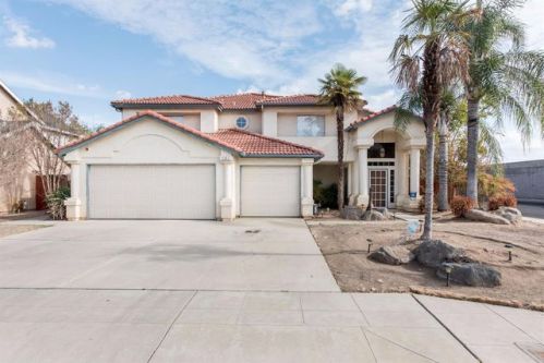 701 Elm Ave, Clovis, CA 93611-0326