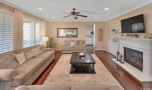 10815 Portofino Ln, Riverside CA  92503-5213 exterior