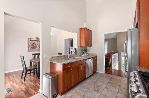 110 Eagle Glen Dr, Holly Springs GA  30189-6915 exterior