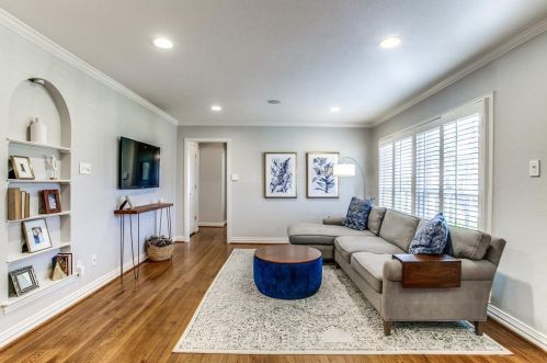 6431 Anita St, Dallas TX  75214-2705 exterior
