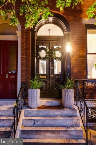 633 22nd St, Philadelphia PA  19130-3136 exterior