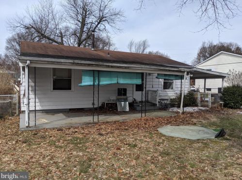 1015 Buttonwood Dr, Harrisburg, PA 17109-5308