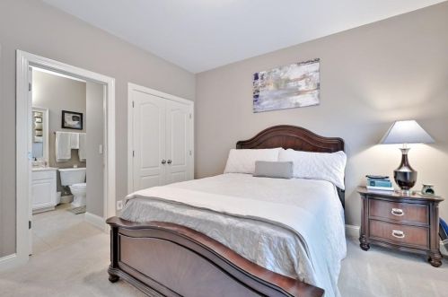 2468 Hughes Ct, Atlanta GA  30331-7896 exterior