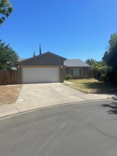 3225 Woodstock Ct, Modesto, CA 95354-2160