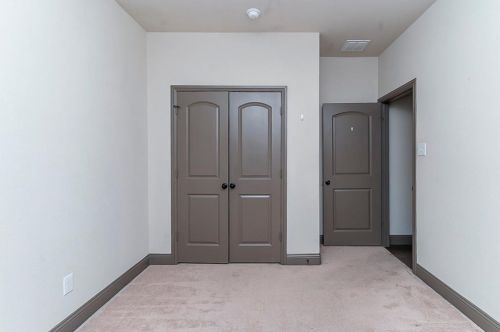 6068 Warmouth Dr, Fort Worth TX  76179-7648 exterior