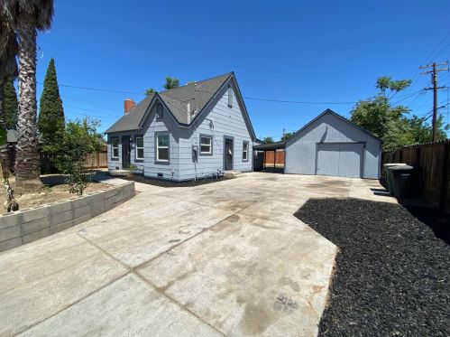 1315 Monterey Ave, Modesto, CA 95354-4245
