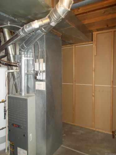 1690 Ensenada Way, Aurora CO 80015-3437 exterior