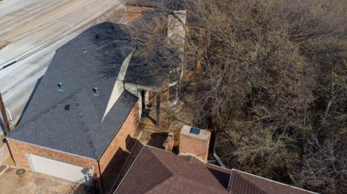 9630 Greenville Ave, Dallas TX 75243-6432 exterior