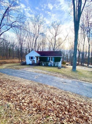 295 Mulberry Rd, North Windham, CT 06250-1015