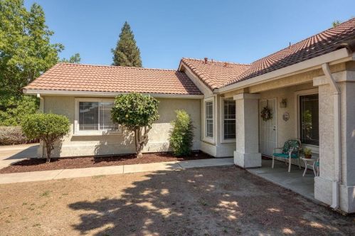 716 Berkeley Ave, Turlock, CA 95380-6101