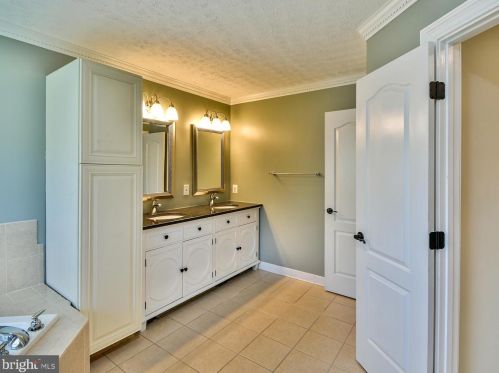 1101 Snider Ln, Silver Spring MD  20905-4135 exterior