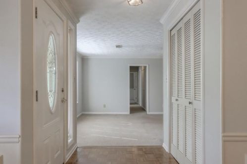 3707 Tulip Tree Rd, Marietta, GA 30066-2935