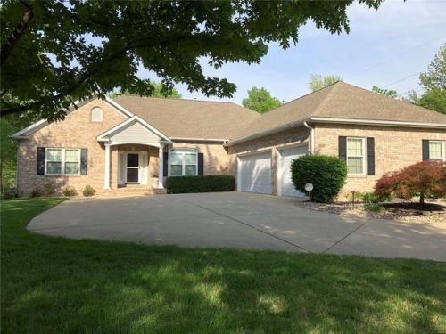 1432 Esic Dr, Edwardsville, IL 62025-3924