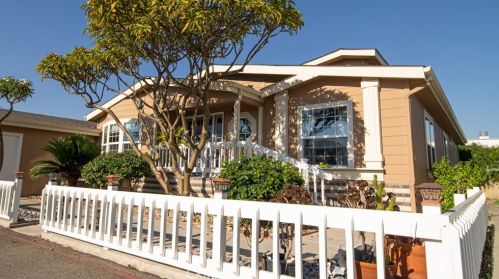 16 Magnolia Via, Anaheim, CA 92801-1033