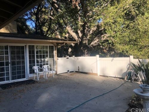 3777 Lockerbie Ln, Glendale CA 91208-1027 exterior