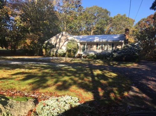80 Bucks Way, Tiverton, RI 02878-2626