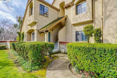 430 Canyon Woods Pl, San Ramon, CA 94582-4248
