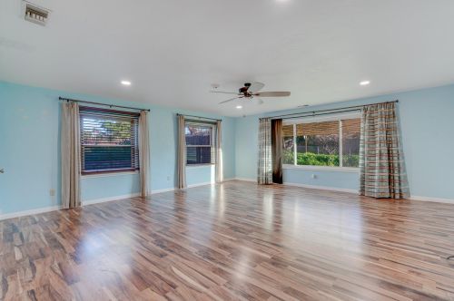 13208 Julian Ave, Lakeside, CA 92040-4312