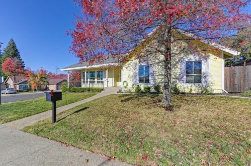 5901 Kifisia Way, Fair Oaks, CA 95628-2541