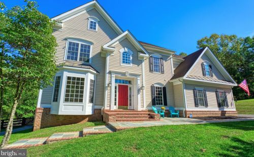40019 Barbaras Bluff Ct, Lovettsville, VA 20180-3552