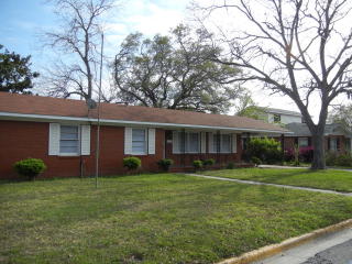 710 Greer Pl, Brunswick, GA 31520-8652
