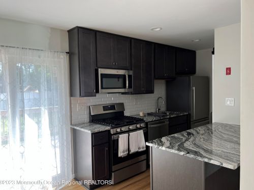 329 Constitution Dr, Lacey, NJ 08731-1726