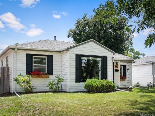 4910 Perry St, Denver, CO 80212-2631