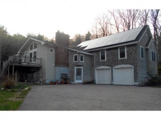 96 Lowell Rd, Windham, NH 03087-1812