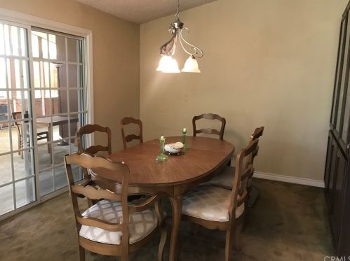 3777 Lockerbie Ln, Glendale CA 91208-1027 exterior